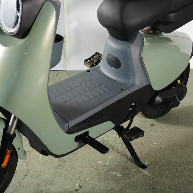 China Produces And Manufactures Two-Wheeled Affordable Electric Bicycles