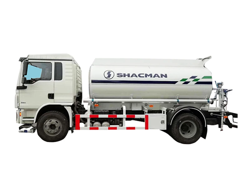 Camion arroseur SHACMAN L3000 4×2 : solutions d'arrosage efficaces