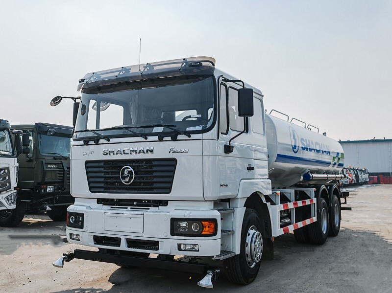 SHACMAN F2000 6x4 Arroseuse