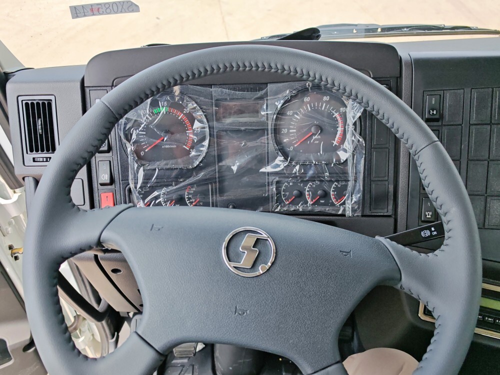 SHACMAN F3000 6×4 camion à remorque