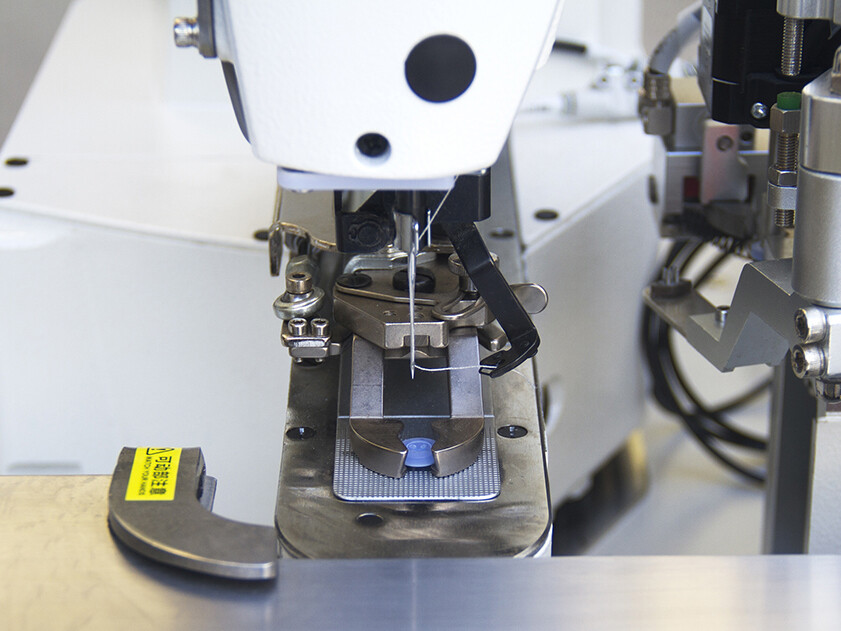 MS-20 POLO AUTO POLO SHIRTS BUTTONING MACHINE