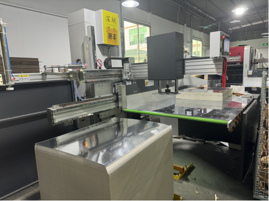 كما استثمرت شركتنا في مصنع معجون الأسنان في السنوات الأخيرة.