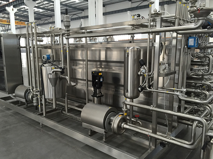 Shell-and-tube sterilizer