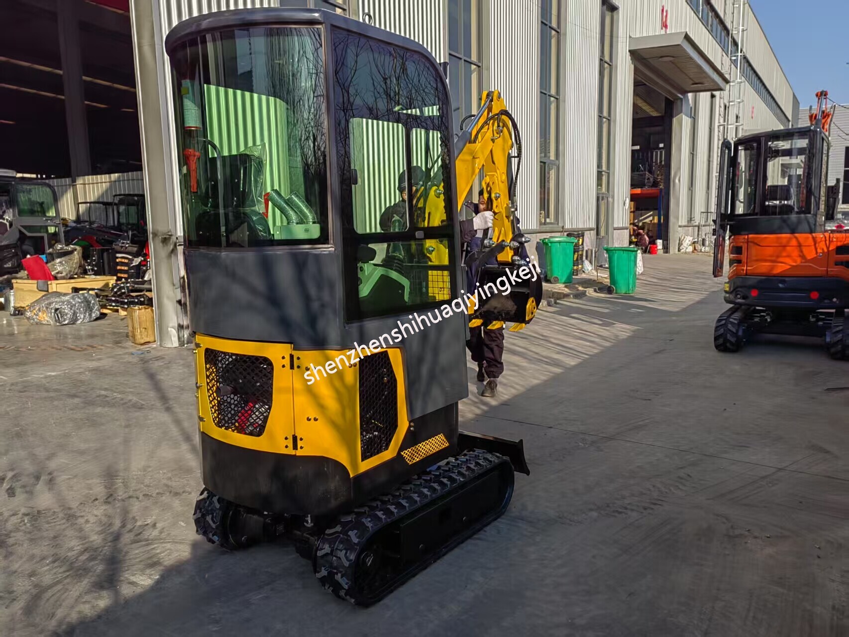 10 model mini excavator can be equipped with Kubota engine