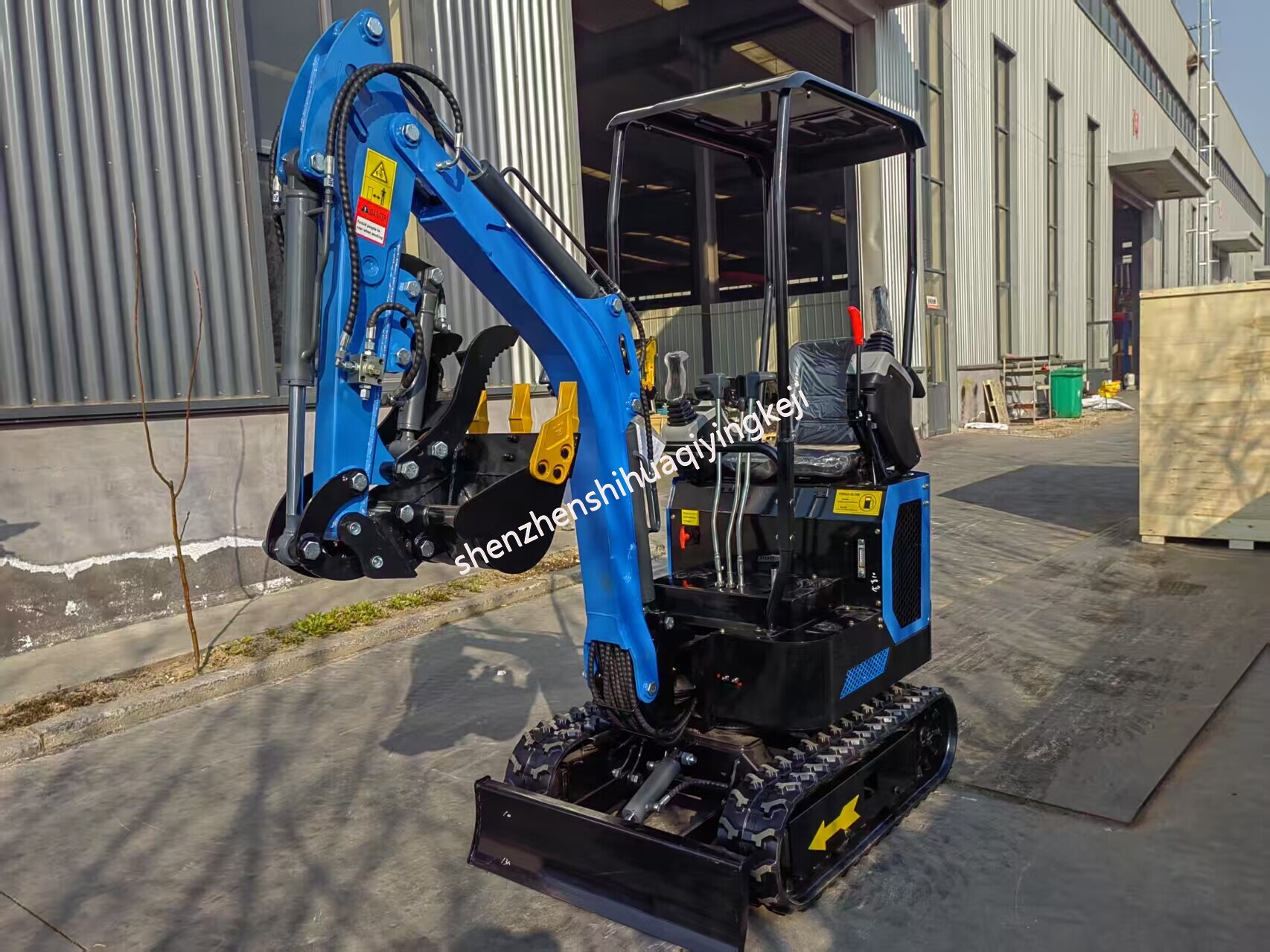 Mini Excavator HQE 10 Model Pilot Handle Control