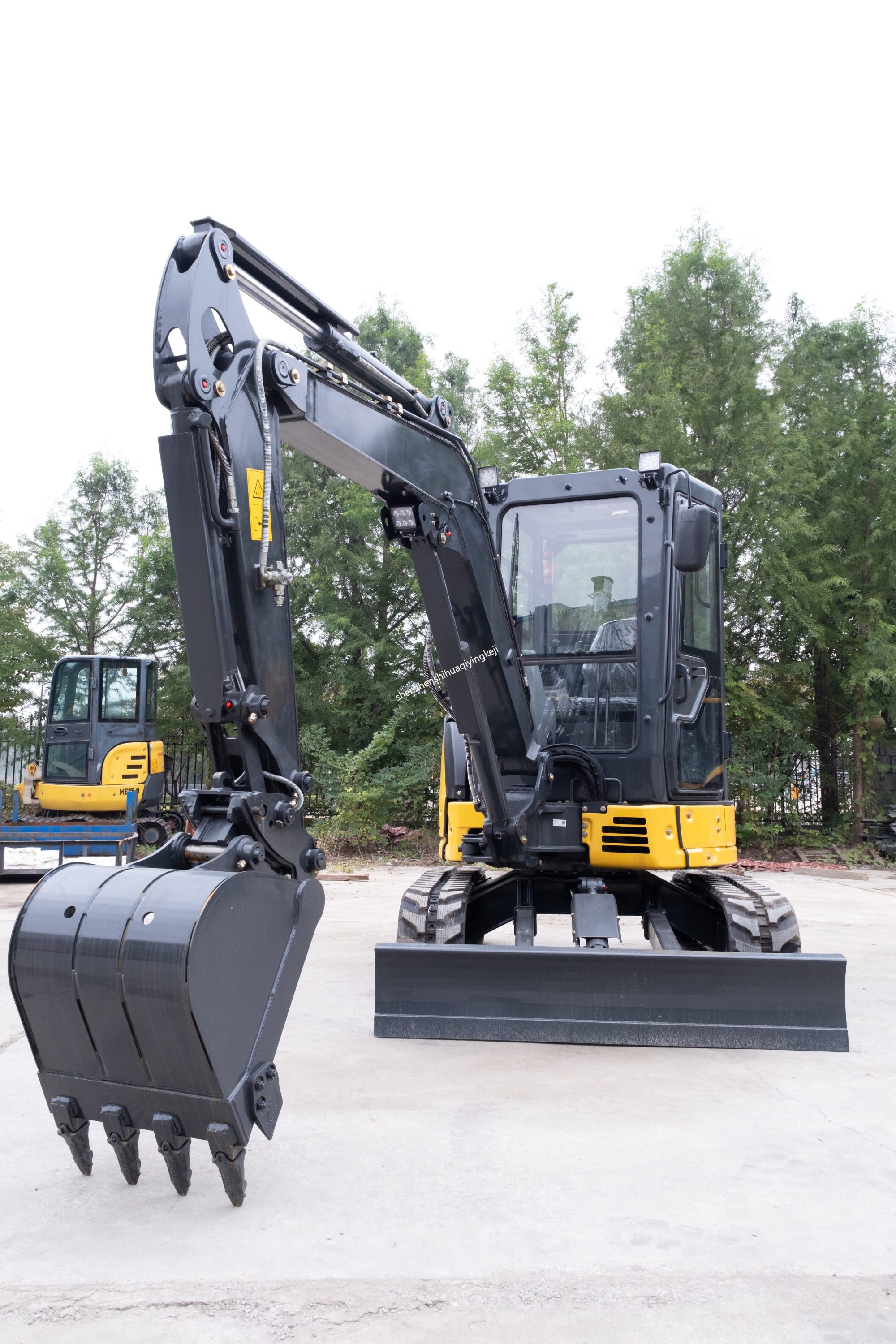 HQE35 3.5 Ton Excavator (Yanmar / Hengli Pump)