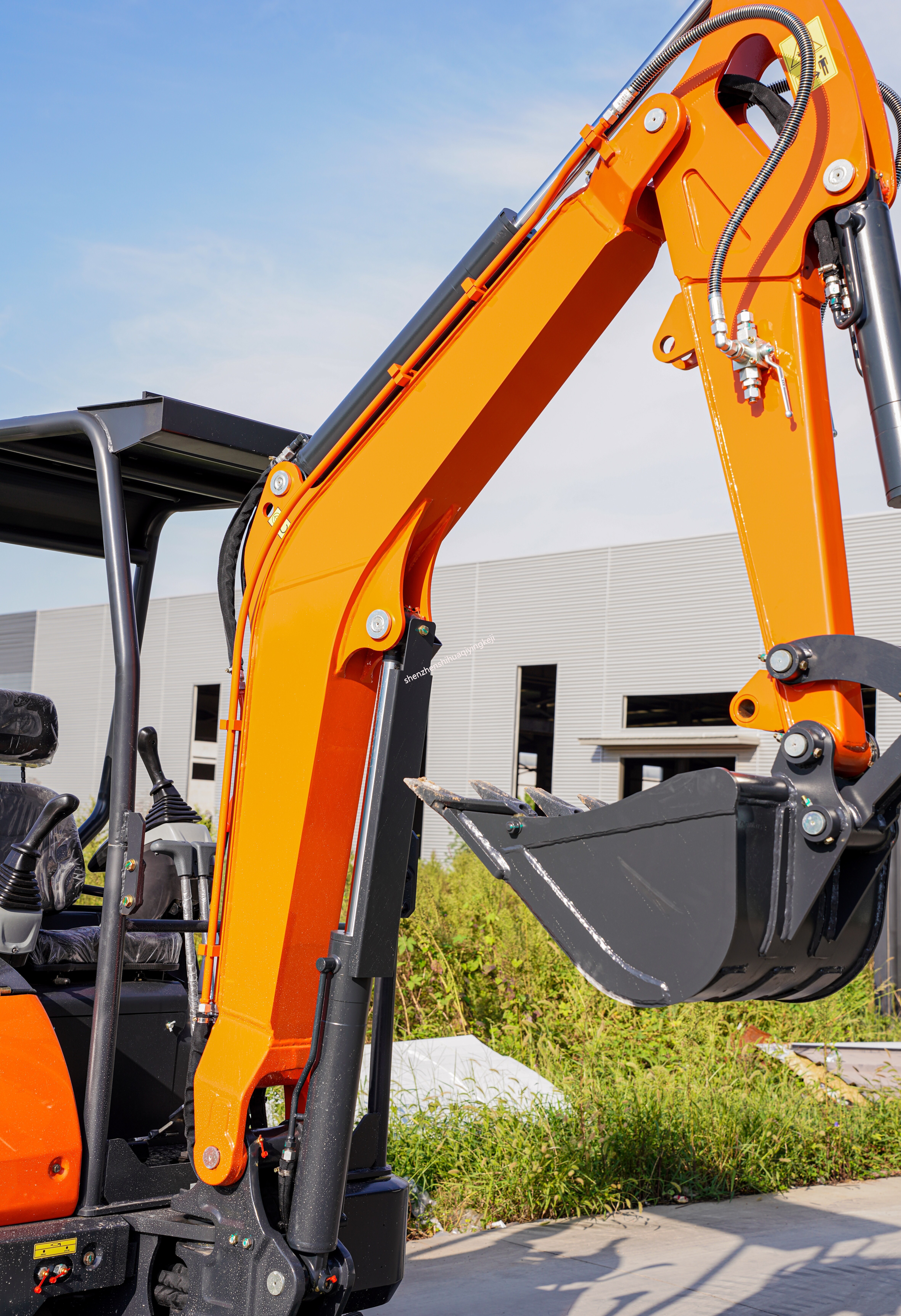 HQY HQE25 2.5 Ton Mini Excavator | Yanmar 3TNV80F | Load Sensing