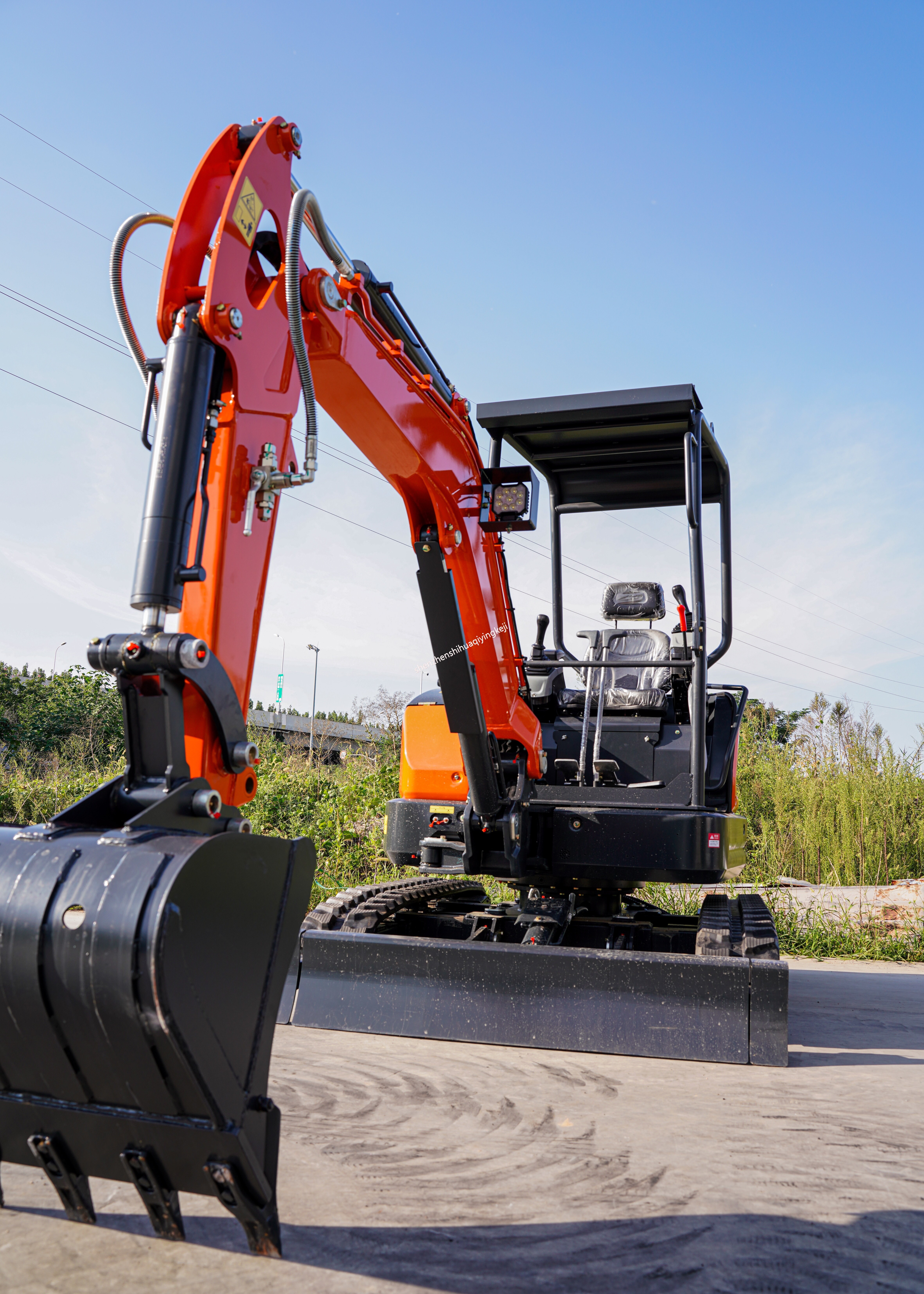 HQY HQE25 2.5 Ton Mini Excavator | Yanmar 3TNV80F | Load Sensing