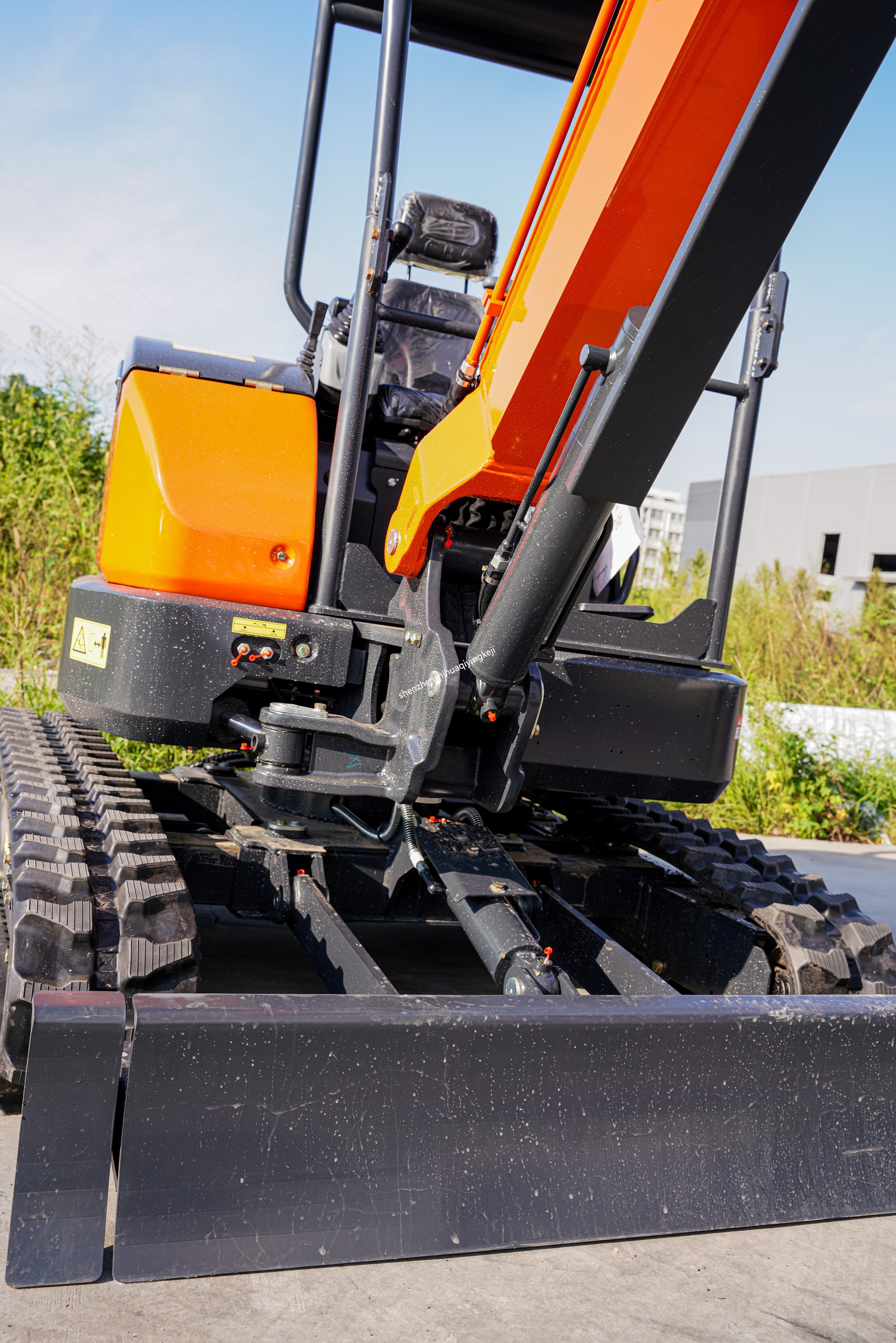 HQY HQE25 2.5 Ton Mini Excavator | Yanmar 3TNV80F | Load Sensing