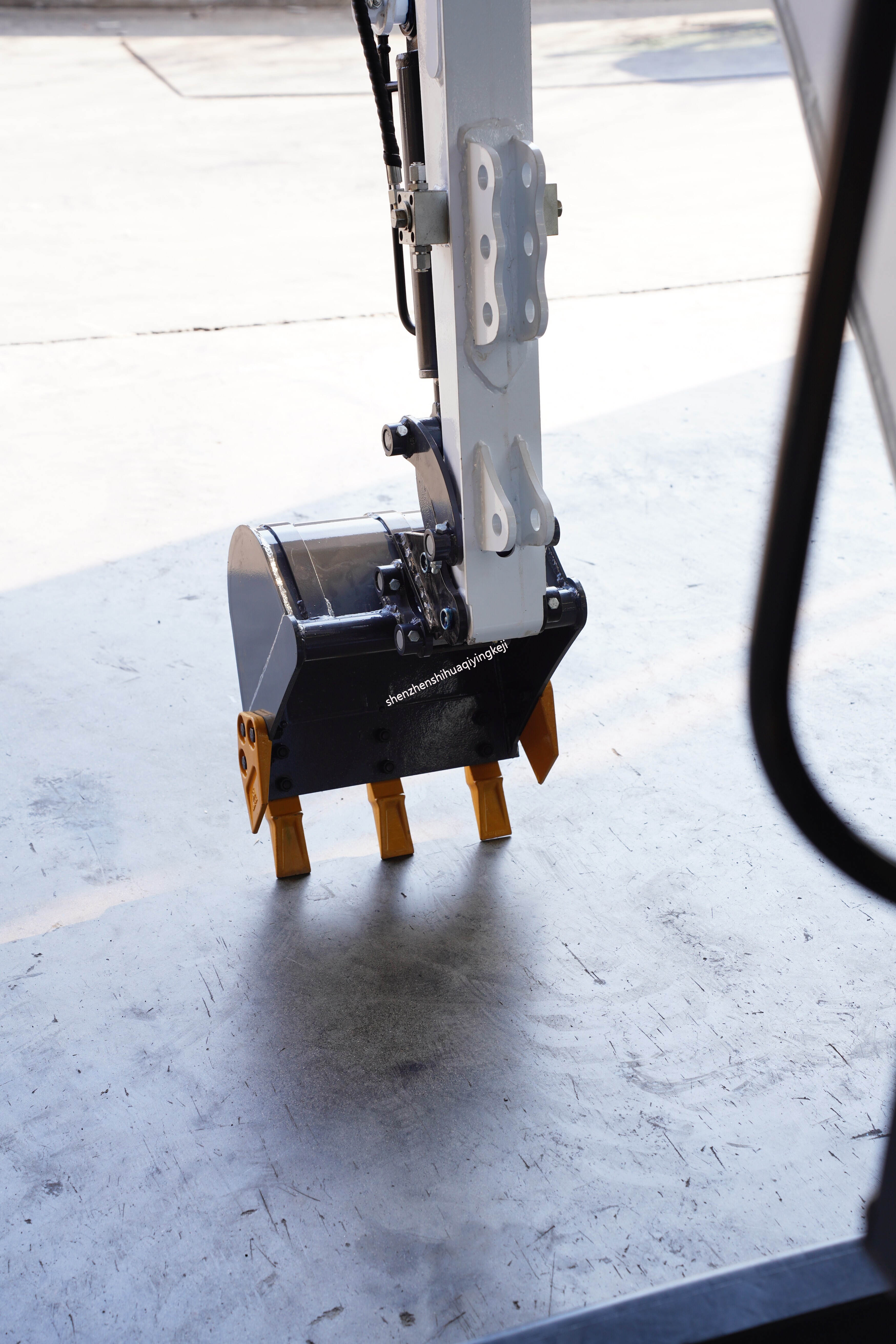 HQE18-pro | 1.8-ton mini excavator with hydraulic pilot control - optional Kubota or Yanmar engine