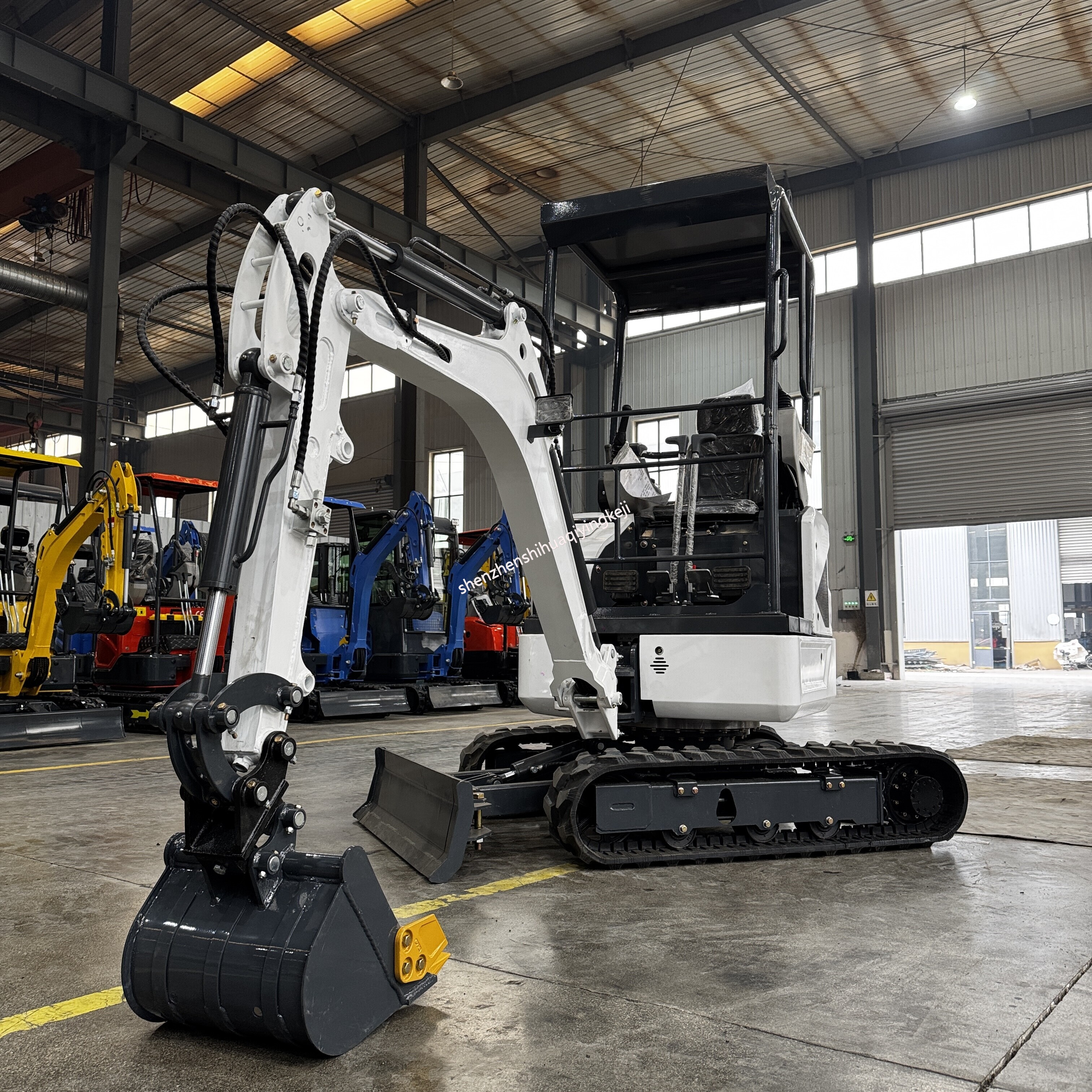 HQE15 1.5 Ton Mini Excavator | Kubota D902 Engine | Compact Design