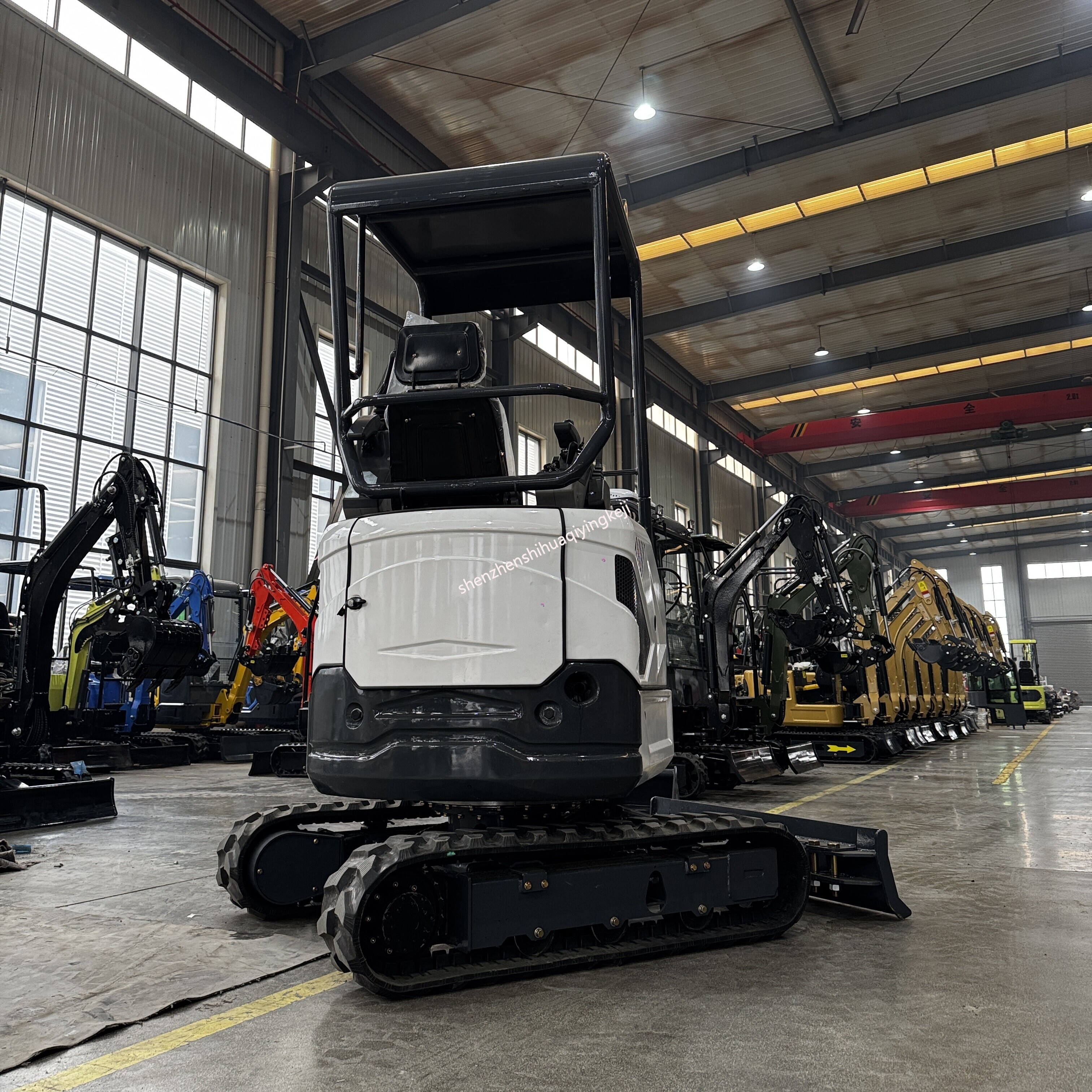 HQE15 1.5 Ton Mini Excavator | Kubota D902 Engine | Compact Design