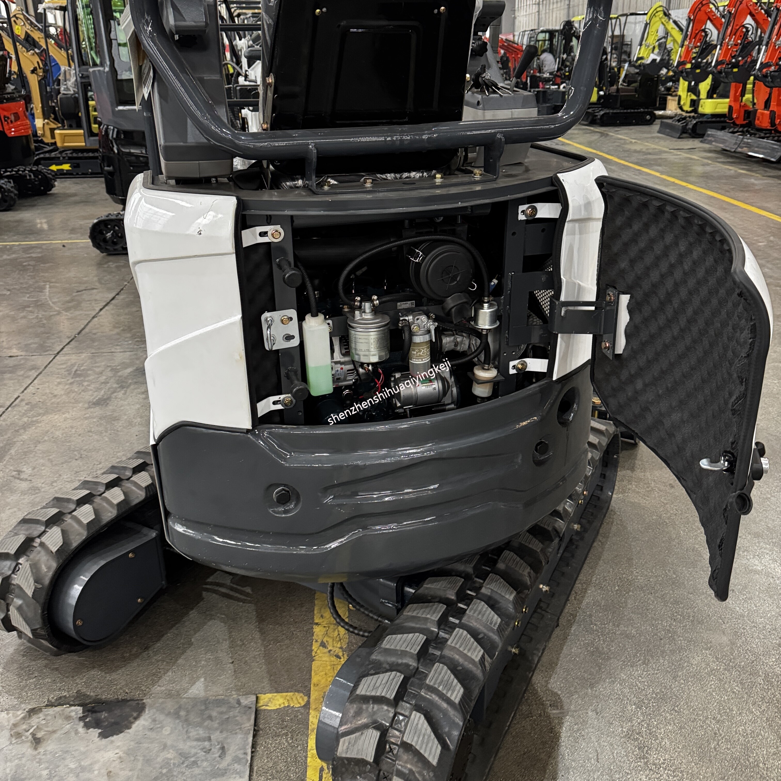 HQE15 1.5 Ton Mini Excavator | Kubota D902 Engine | Compact Design