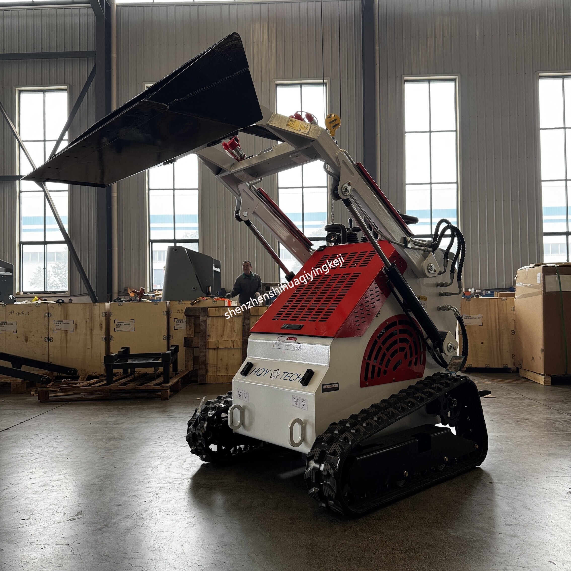 HQ380 Mini Skid Steer Loader | Compact Track & Wheel Loader Factory