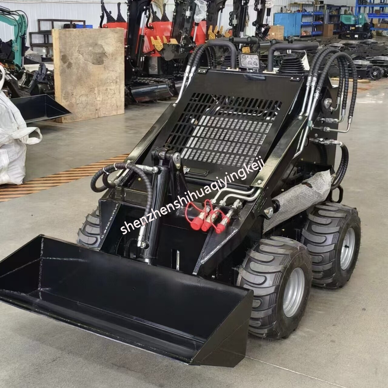 HQ380 Mini Skid Steer Loader | Compact Track & Wheel Loader Factory