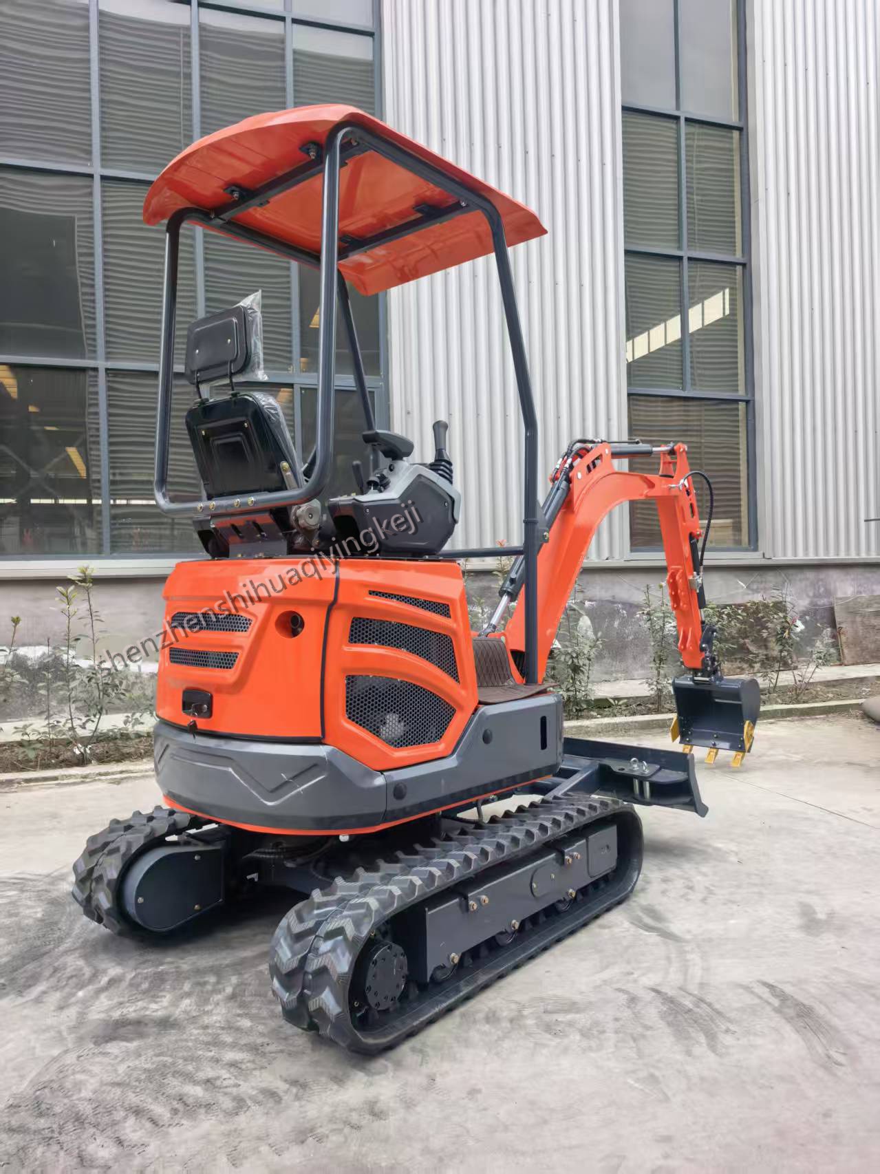 HQE18-pro | 1.8-ton mini excavator with hydraulic pilot control - optional Kubota or Yanmar engine