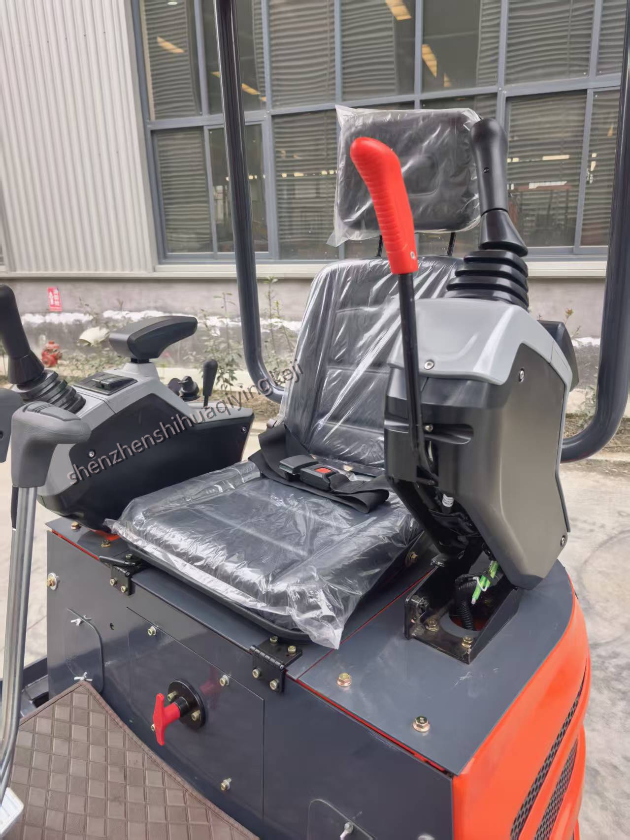 HQE18-pro | 1.8-ton mini excavator with hydraulic pilot control - optional Kubota or Yanmar engine