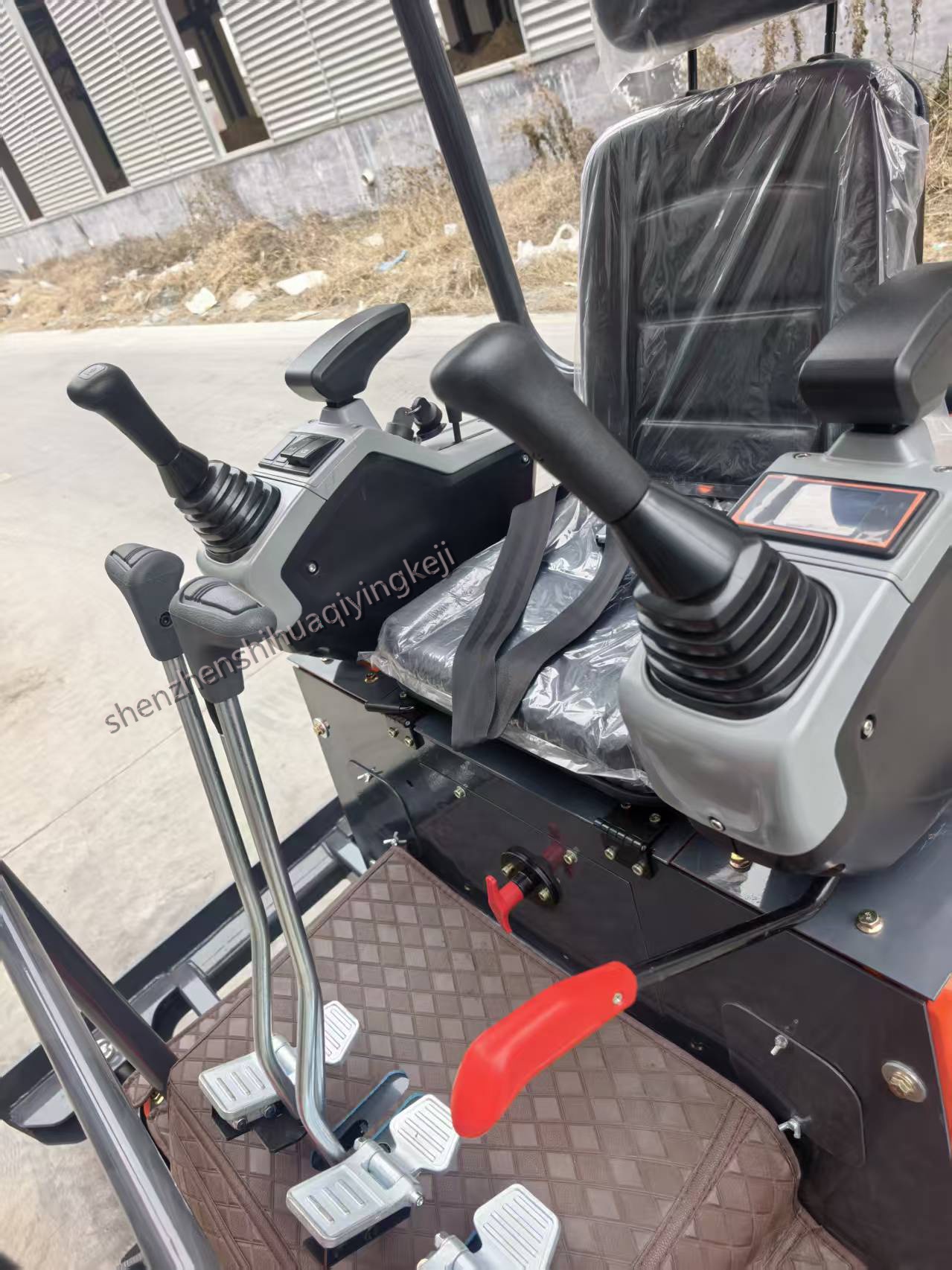 HQE18-pro | 1.8-ton mini excavator with hydraulic pilot control - optional Kubota or Yanmar engine