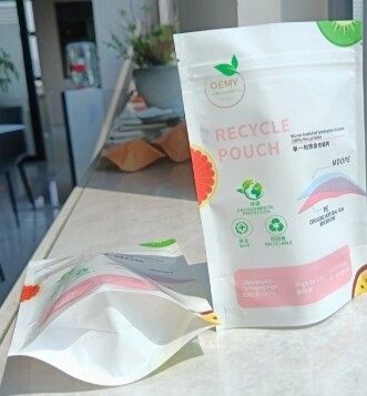 Eco Friendly Custom Printed Stand Up Pouches Zipper Bags