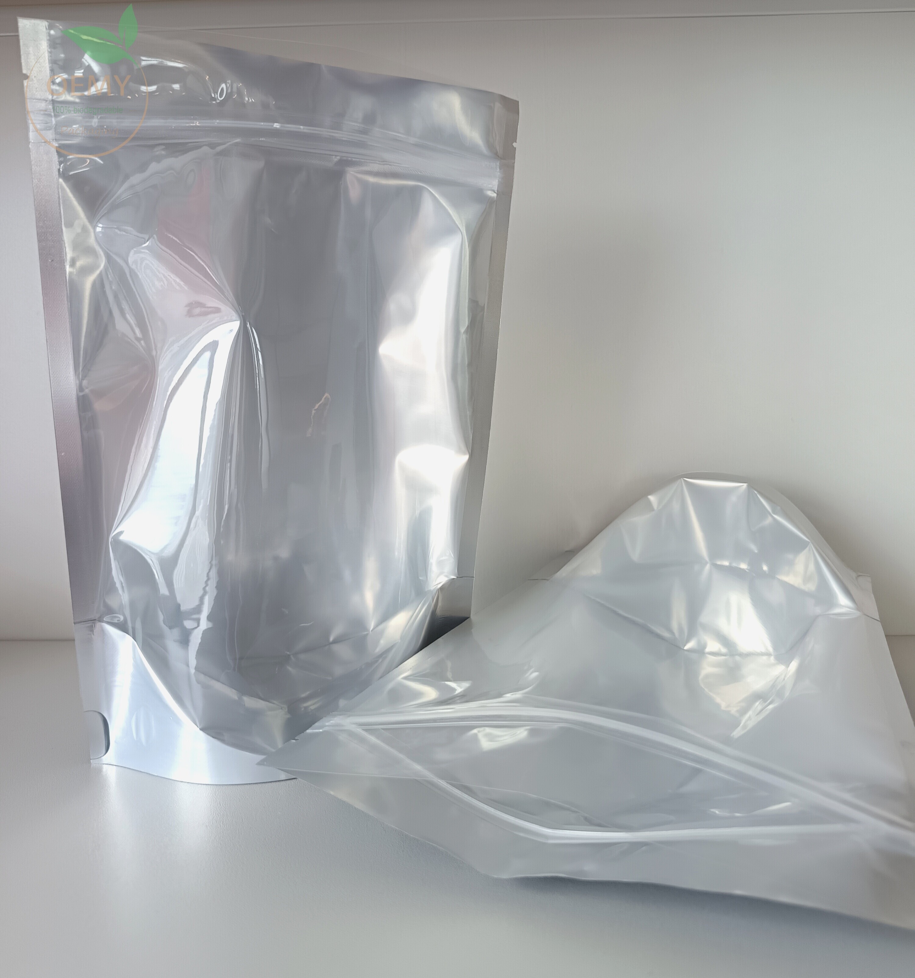 Recyclable translucent stand-up zipper bag