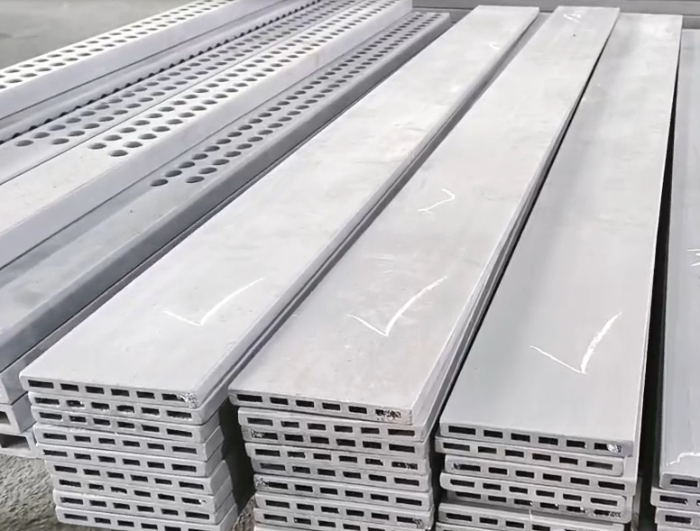 Silicon carbide  beam