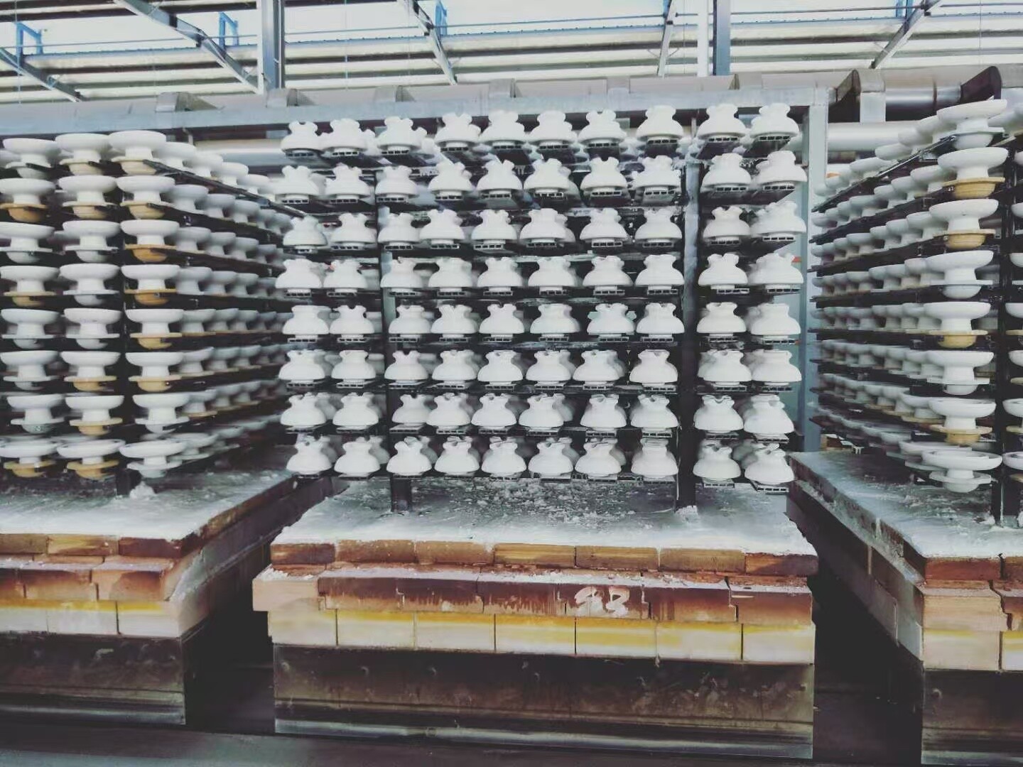 Silicon carbide  beam