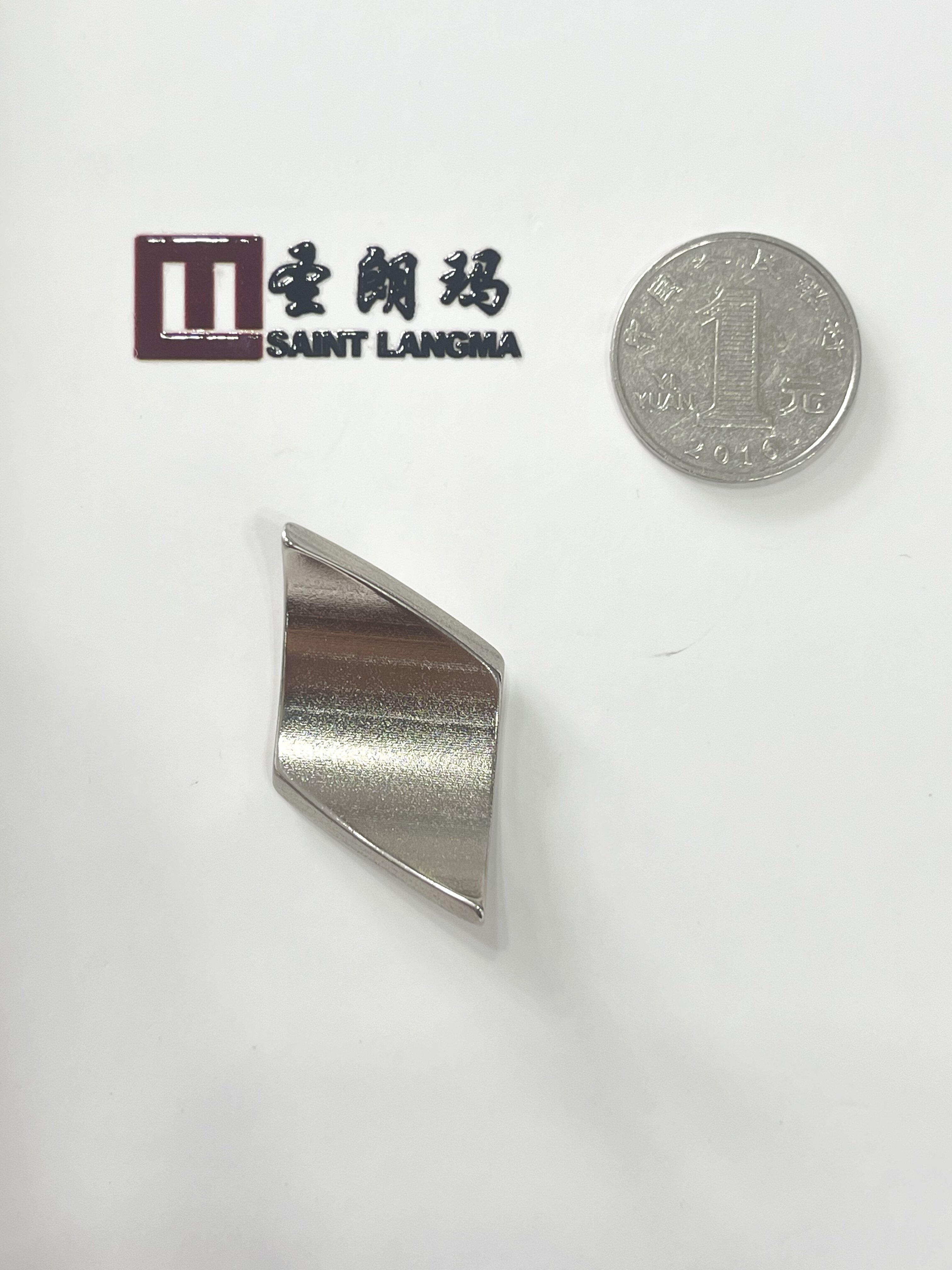 Customized Slicing Magnets