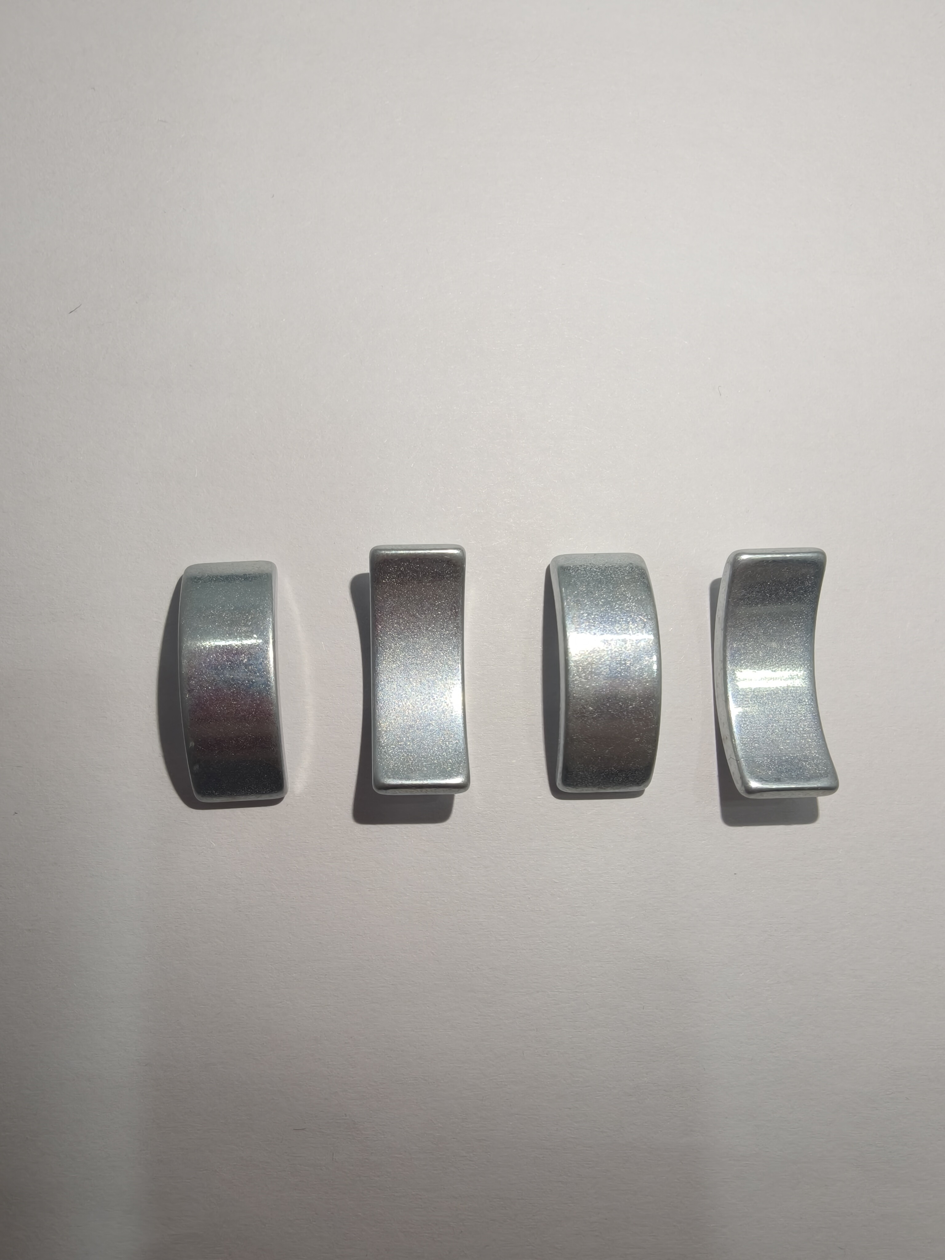 Tile Slicing Magnets