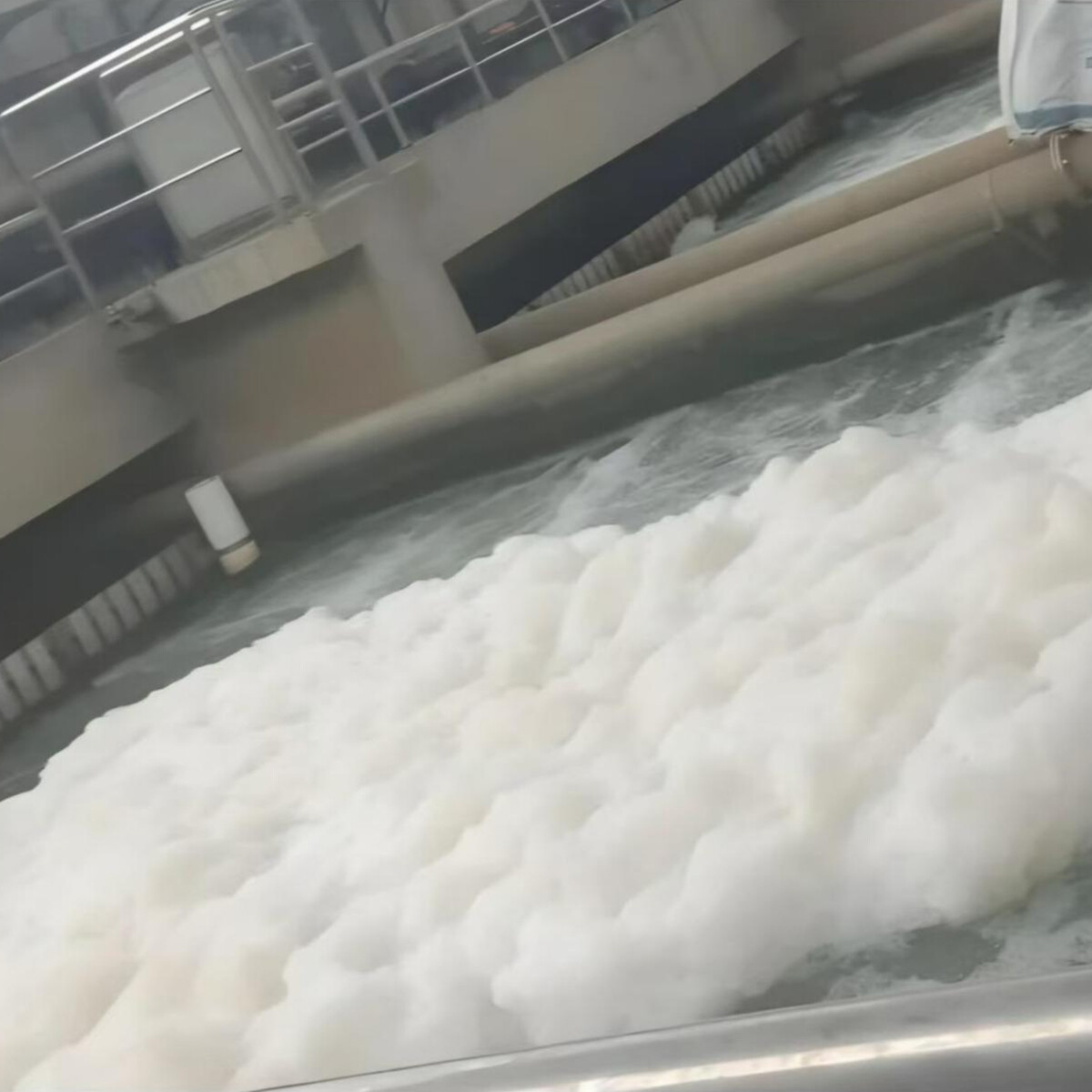 Application of defoamers in the Chemical Industry