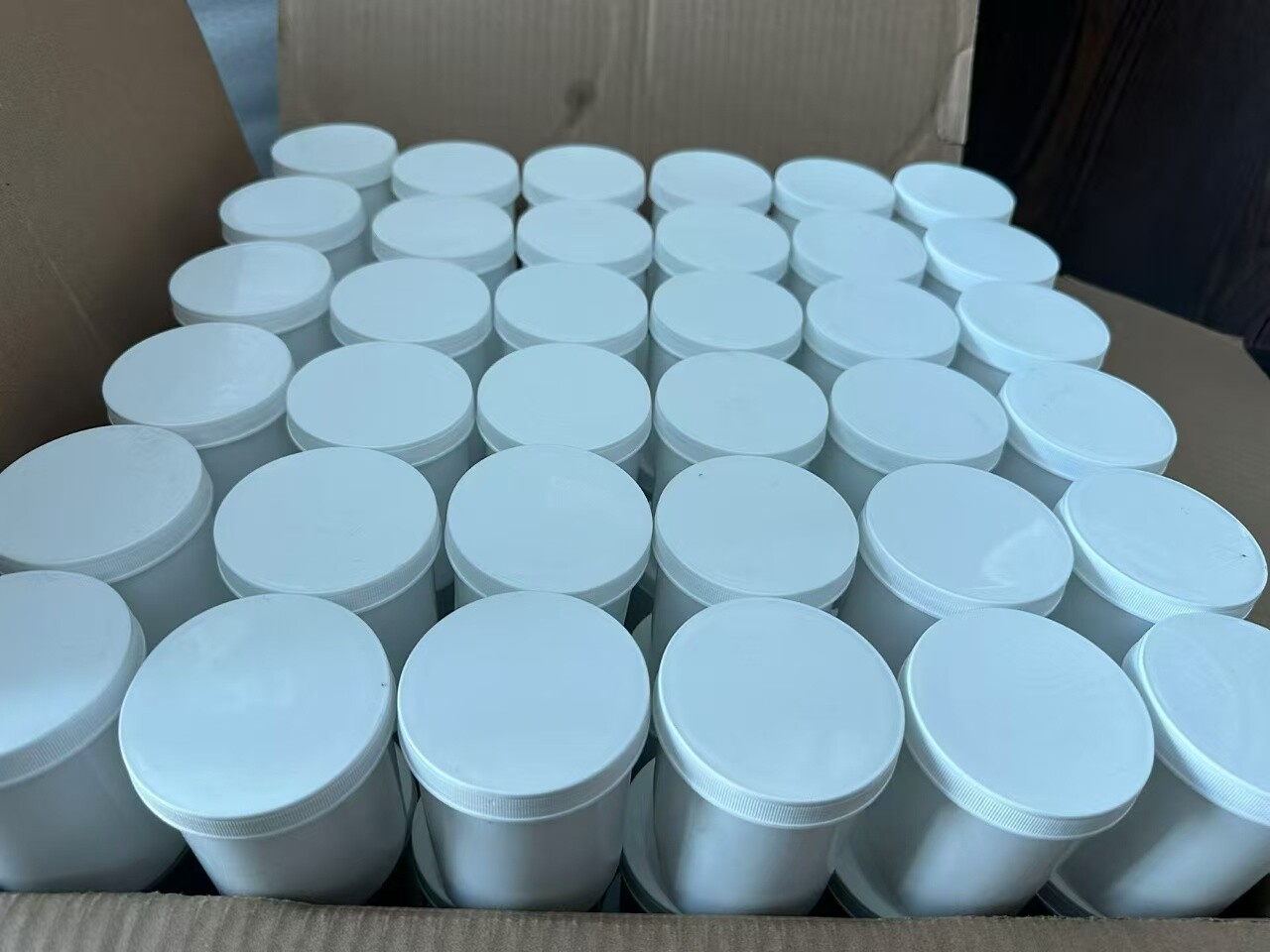 Small package silicone grease