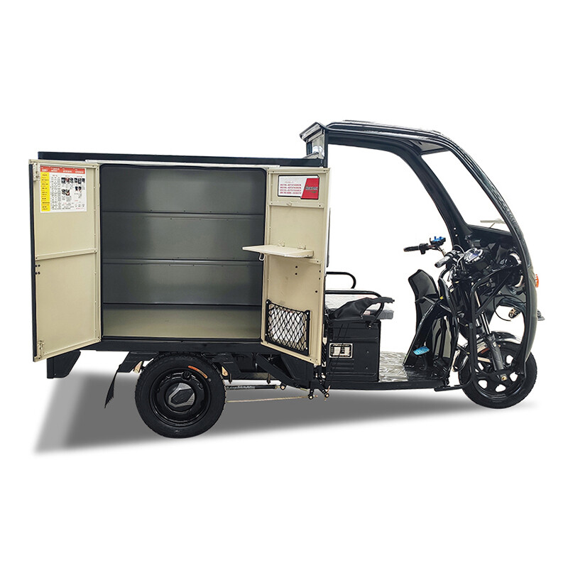 Half Closed Cabin Big Power Long Range Lead Acid Battery Farm Use Electric Tricycle Truck for Cargo
