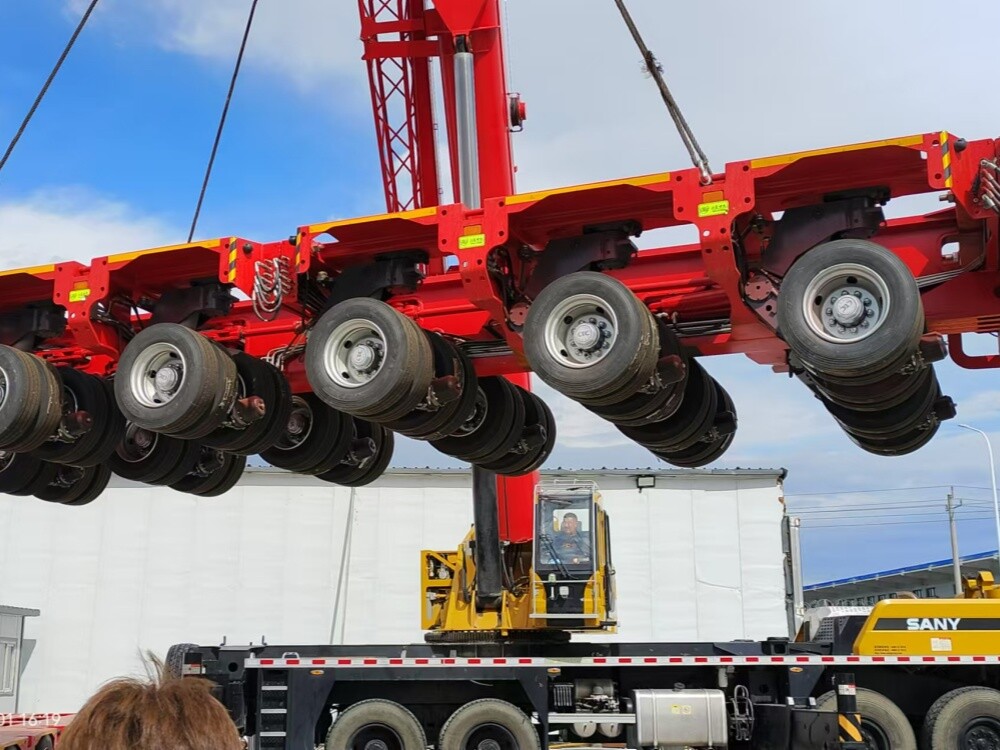 6 lines 12 axles lowbed trailer.jpg 6 lines 12 axles lowbed trailer.jpg