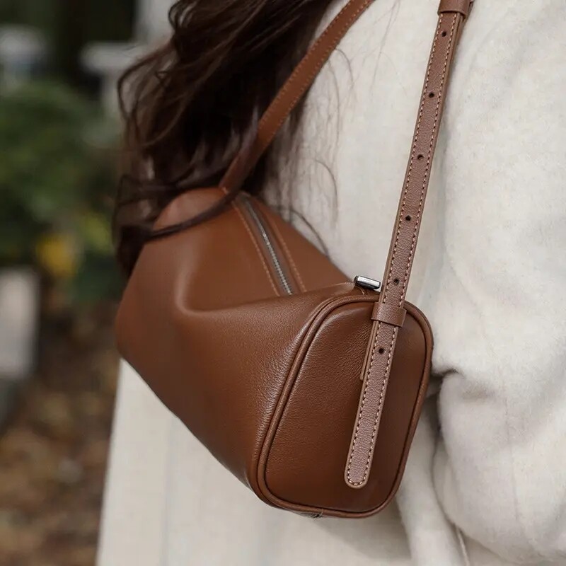 cross-border wholesale genuine leather small ladies bag simple fashion cowhide ladies shoulder bag shoulder bag