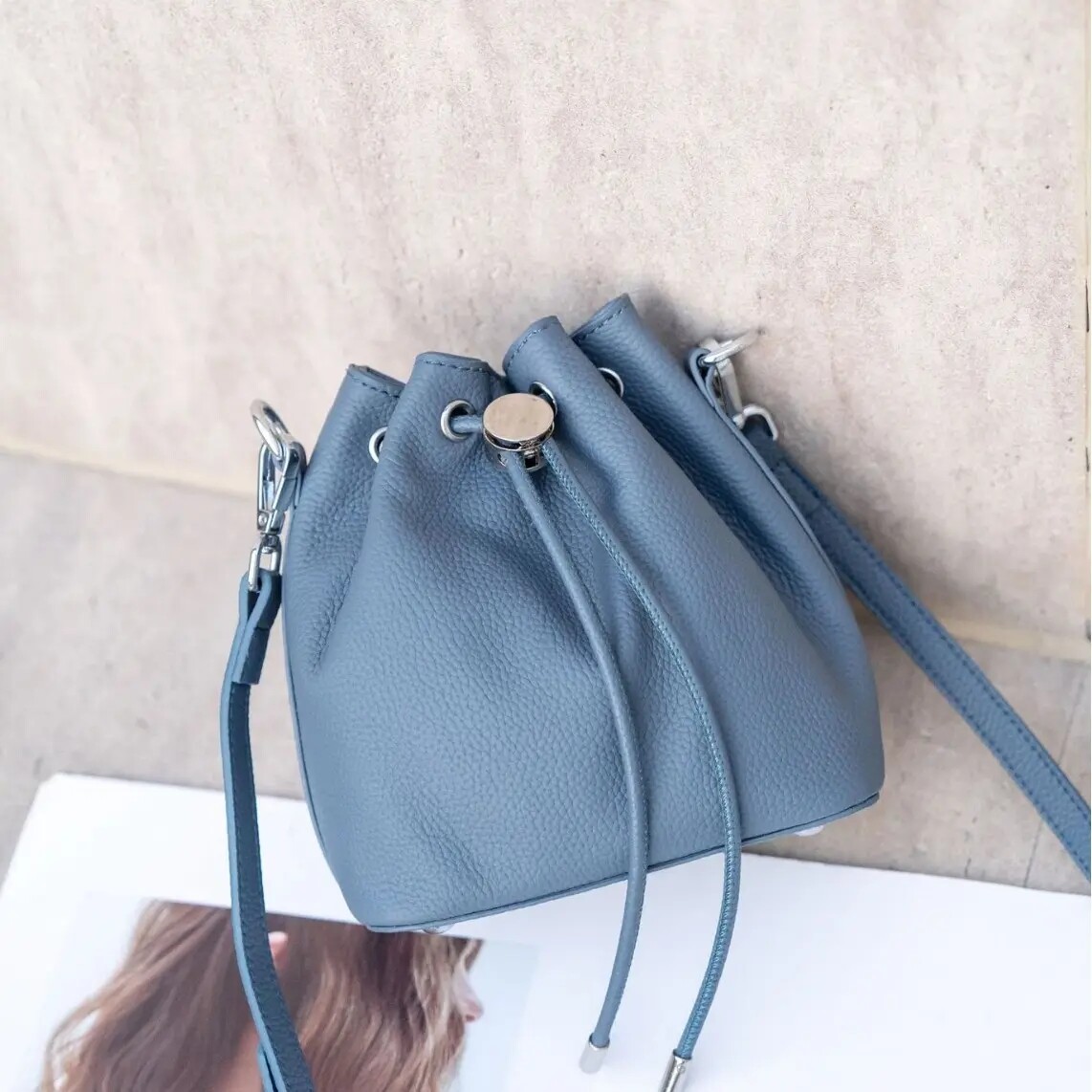 wholesale hot sale of genuine leather ladies bag casual fashion soft cowhide small ladies shoulder bag crossbody bag