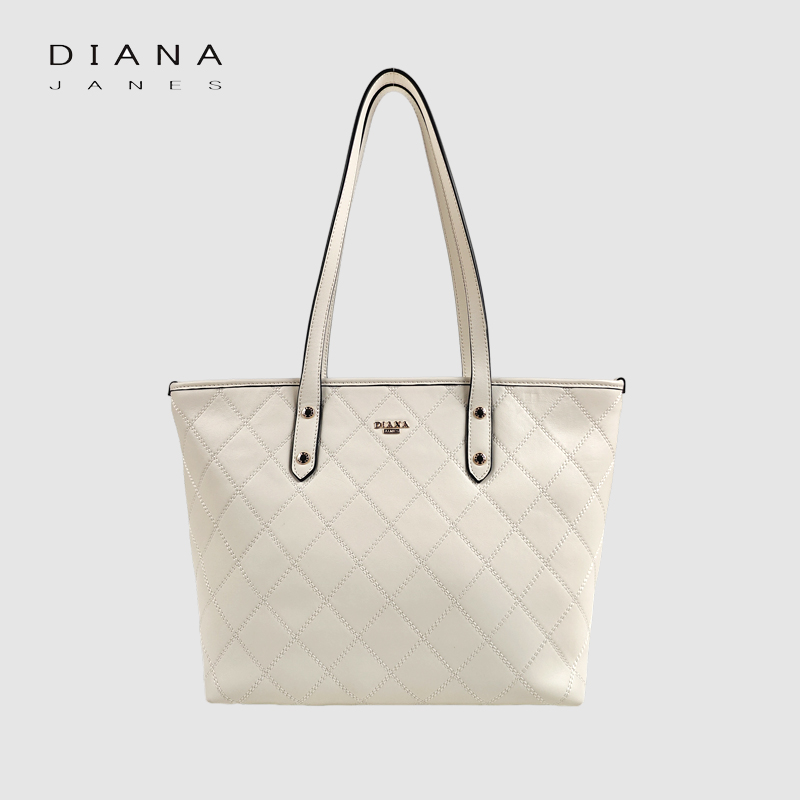 Classic Girl Lock handbag 2025 new style handbag messenger bag saddle bag