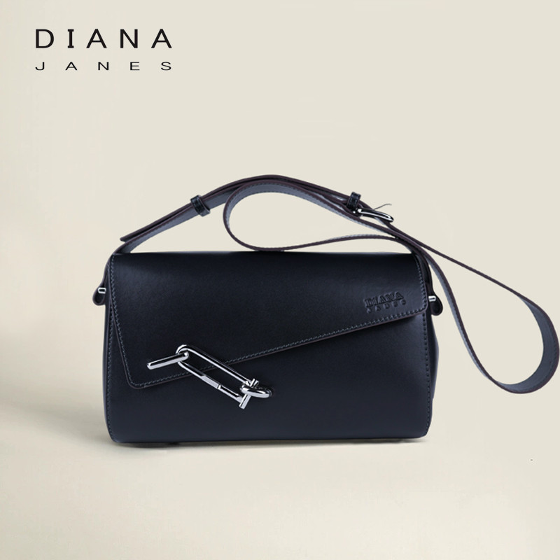 Large-capacity hobo bag for women, tote bag for commuting, cross-body leather women's bag 