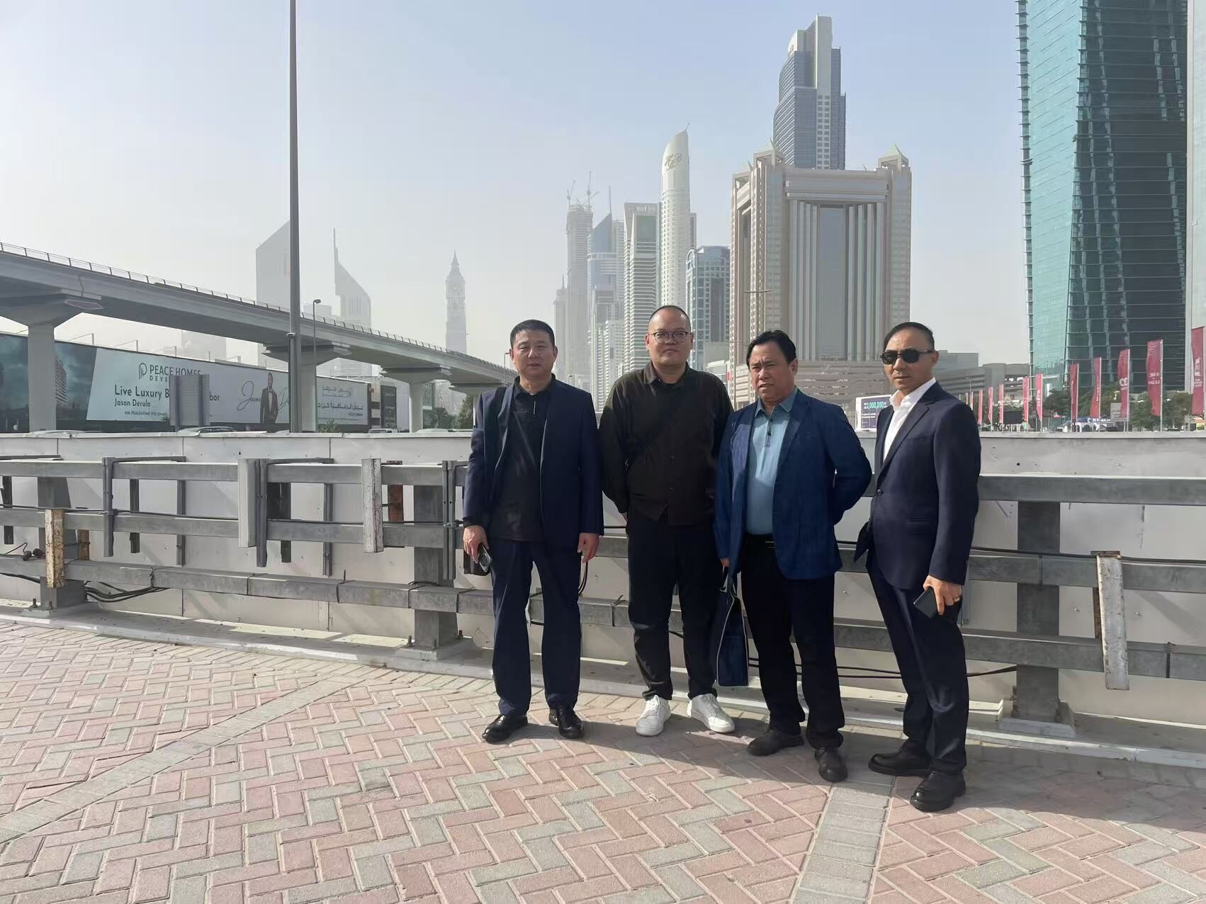 Jinsteel Casting amplía su mercado mundial y colabora con clientes de los Emiratos Árabes Unidos en la elaboración de estrategias para el plan de desarrollo de tuberías de fundición dúctil de 2025