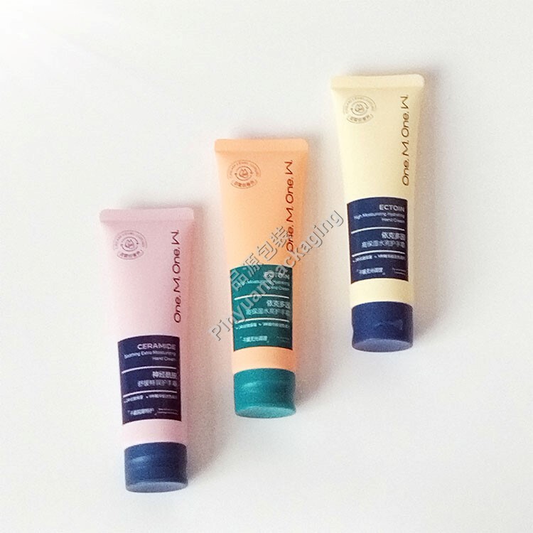 D30 60ml Hand Cream PE Cosmetic Tube with Green Flip-top Cap