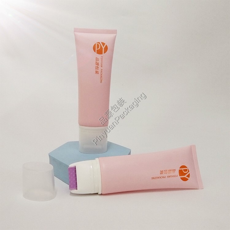 D40 120ml Skincare Lotion PE Cosmetic Massage Tube with Single Roller Applicator