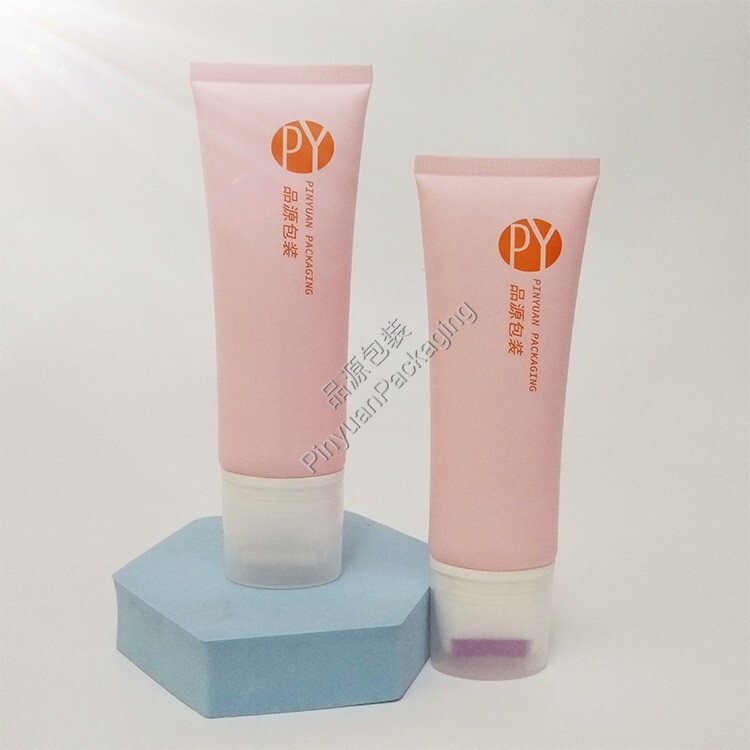D40 120ml Skincare Lotion PE Cosmetic Massage Tube with Single Roller Applicator