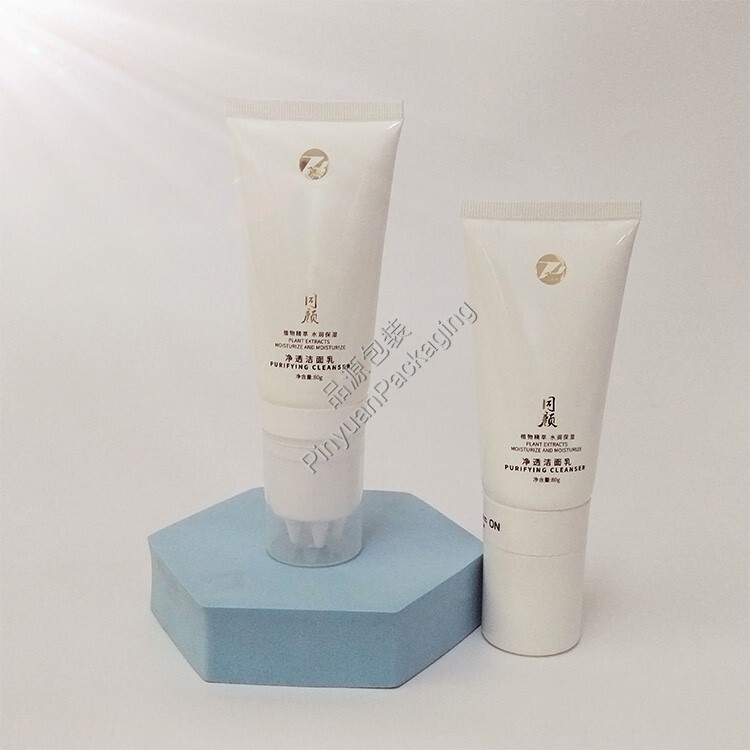 D40 80ml Massage Cream PE Cosmetic Tube with Transparent Cap
