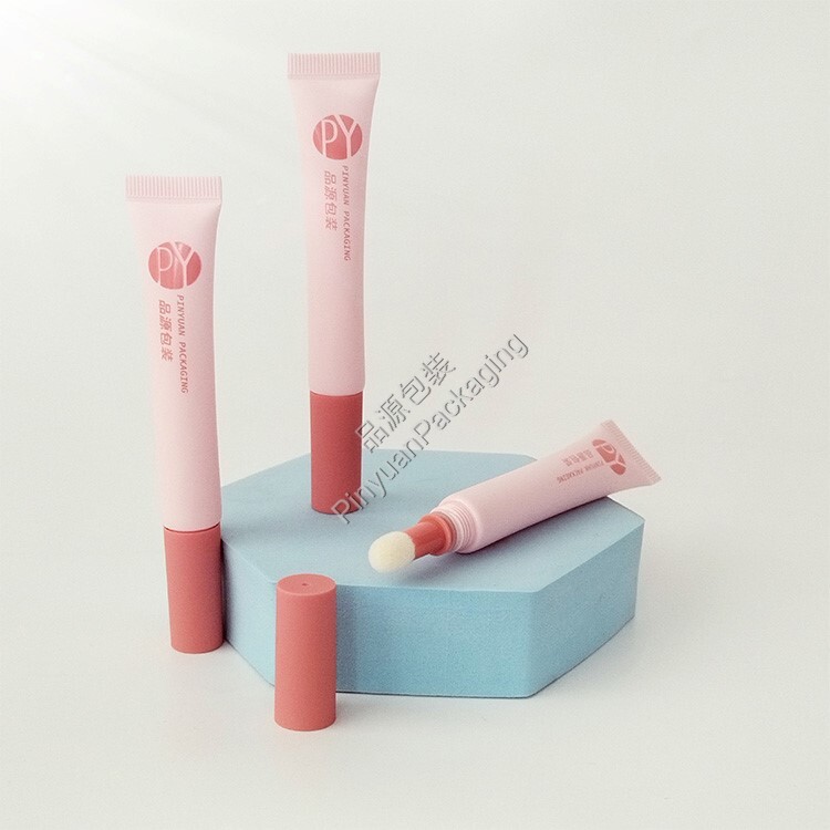 D16 12ml Lip Gloss PE Cosmetic Tube Flocked Applicator with Pink Cap