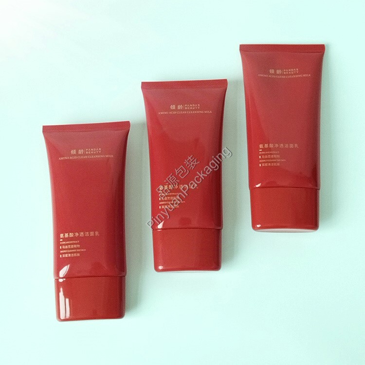 D50 120ml Facial Cleanser PE Cosmetic Tube with Oval Red Cap