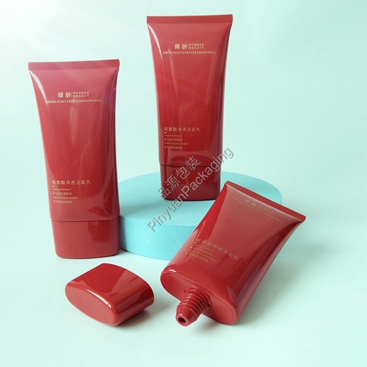 D50 120ml Facial Cleanser PE Cosmetic Tube with Oval Red Cap