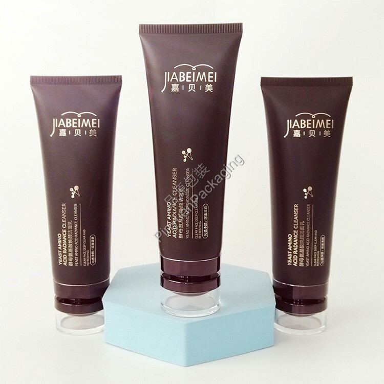 D40 100ml Facial Cleanser Black PE Cosmetic Tube with Acrylic Flip-top Cap