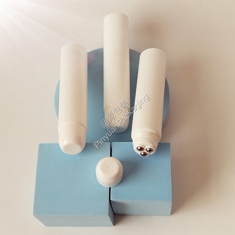 D40 150ml Skincare Lotion PE Cosmetic Tube with 3 Rollers Ball Cap