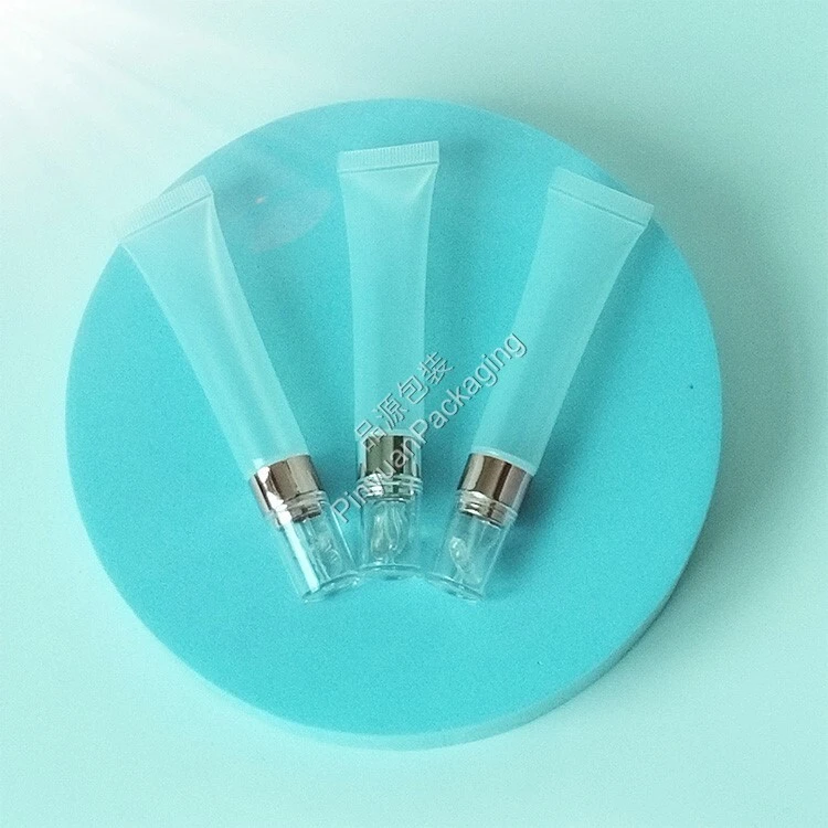 D19 15ml Lip Balm Eye Cream PE Transparent Cosmetic Tube with Soft Silicone Applicator