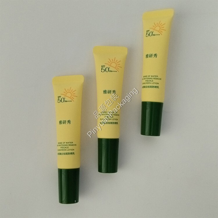 D19 10ml Sunscreen Lotion PE Cosmetic Tube with Green Cylindrical Cap