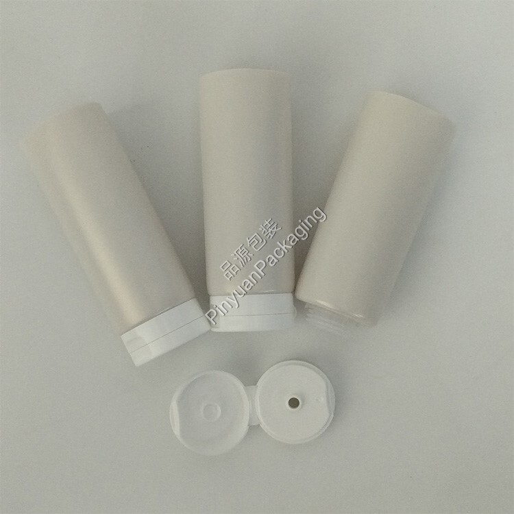 D40 70ml Skincare Cream Pearl-Effect PE Cosmetic Tube with Flip-top Cap