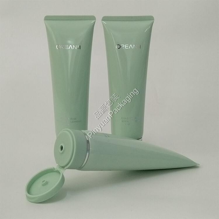 D40 100ml Facial Cleanser Lotion PE Cosmetic Tube with Flip-top Cap